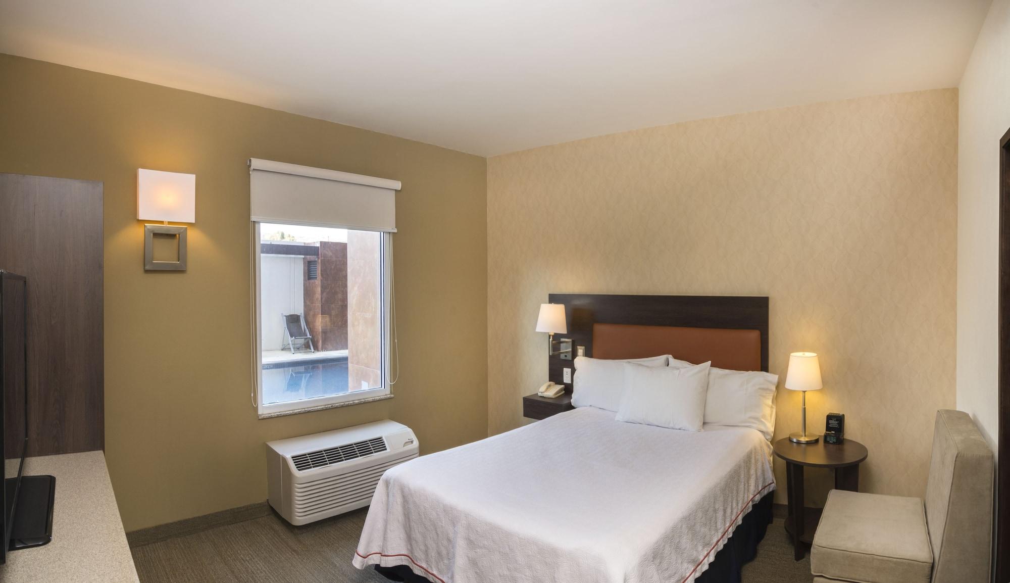 Homewood Suites By Hilton Queretaro Jurica Extérieur photo